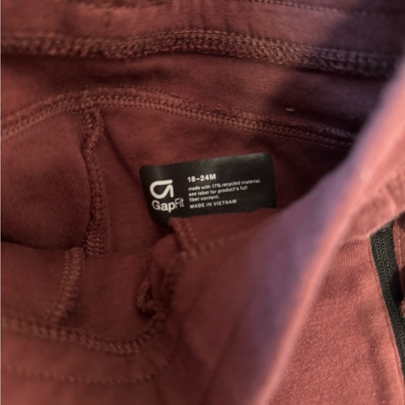 GapFit Toddler Fit Tech Pull-On Joggers - 4 pairs - Picture 8 of 9